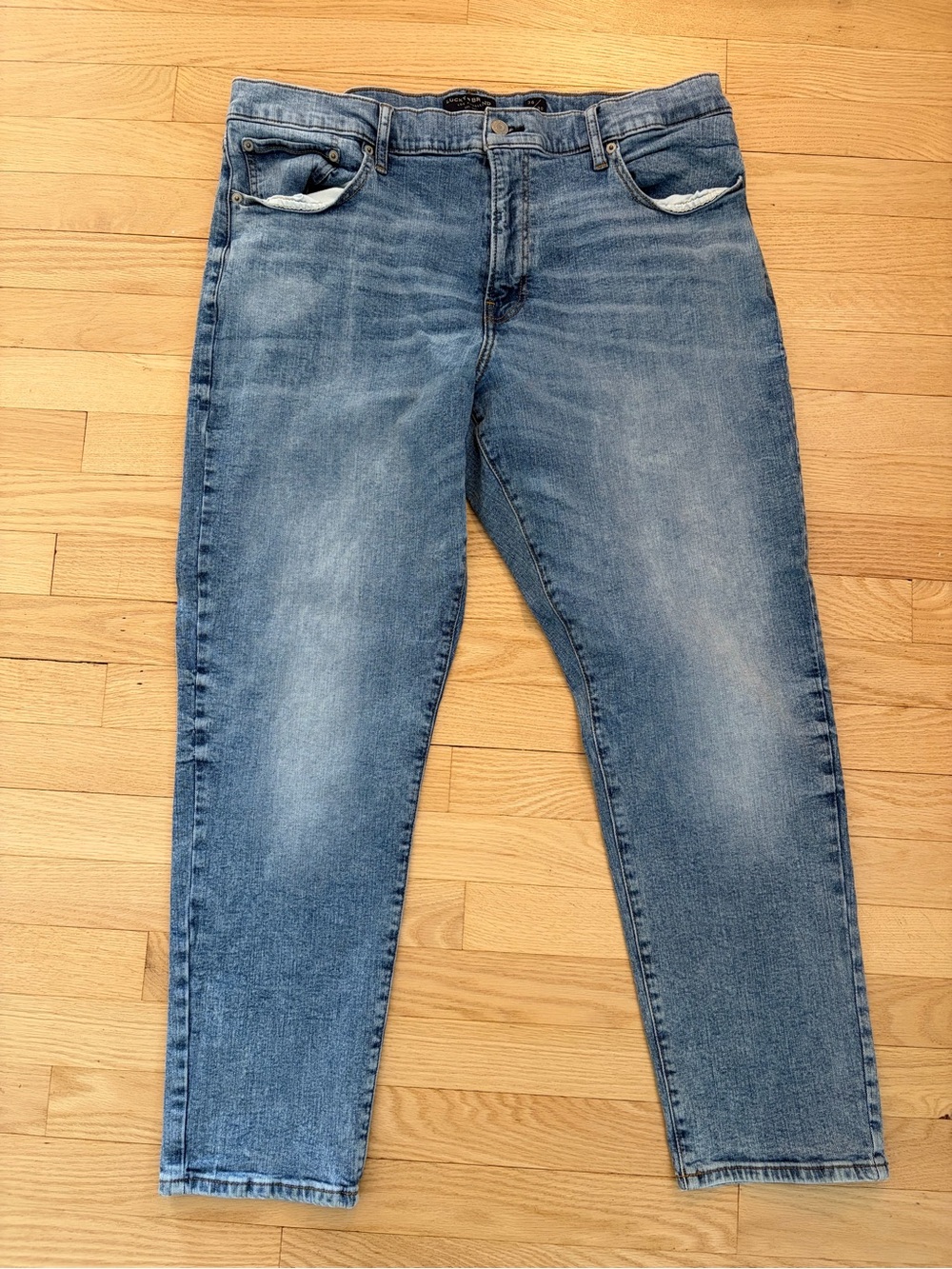 Lucky Brand Men’s Washed Blue 412 Athletic Slim Jeans